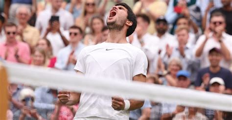 Carlos Alcaraz races past Rune to set Wimbledon semi-final with ...