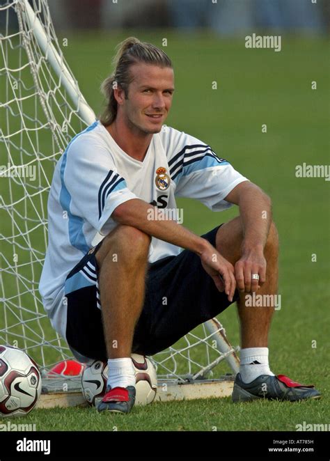 David beckham in real madrid hi-res stock photography and images - Alamy