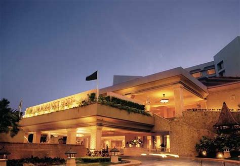 JW Marriott Mumbai Juhu | Marriott hotels, Luxury beach resorts, Marriott