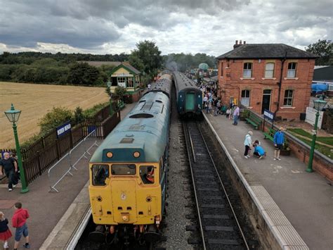 Epping Ongar Railway :: Railtracks UK