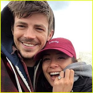 Grant Gustin & Wife LA Thoma Welcome First Child – Find Out Her Name ...