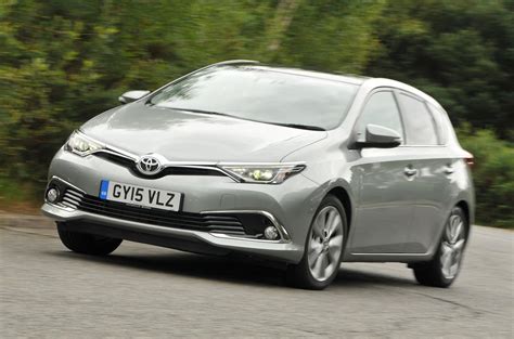 Toyota Auris & Auris Hybrid Review (2019) | Autocar