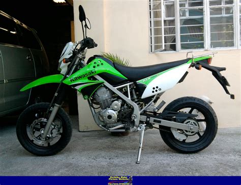 Review of Kawasaki KLX 125 KLX 125: pictures, live photos & description Kawasaki KLX 125 KLX 125 ...