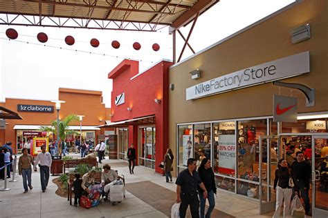 Do Business at Rio Grande Valley Premium Outlets®, a Simon Property.