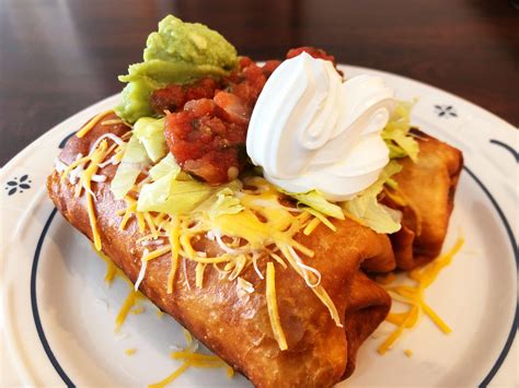 Homemade shredded beef chimichangas for dinner tonight. : r/FoodPorn