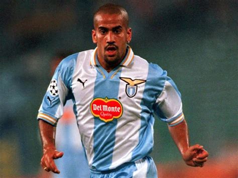 Personaggi storici SS Lazio: la "Bruja" Juan Sebastián Verón - Since1900