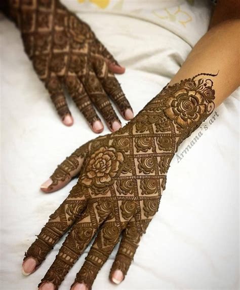 Tasmim Blog: Simple Mehndi Design Piche Hath Ka