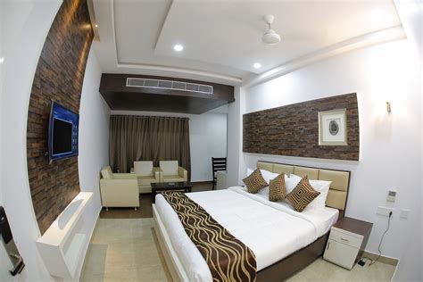 Hotel Sindoori Guntur - INR 430.0 OFF ( ̶2̶1̶5̶0̶ ) Hotel 𝐏𝐡𝐨𝐭𝐨𝐬 & 𝐑𝐞𝐯𝐢𝐞𝐰𝐬