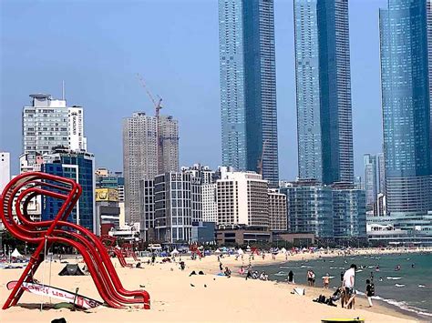 Visits to Busan's Beaches This Summer Down 58% in 2020