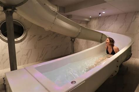 Inside Japan’s ‘love hotels,’ featuring mirrored ceilings and slides - Breaking News