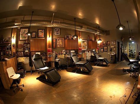 Tattoo Shop … | Tattoo shop interior, Shop interior design, Tattoo shop ...