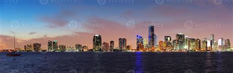 Miami night scene 8333435 Stock Photo at Vecteezy