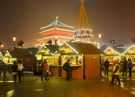 Celebrating Christmas in Xian China | Markets and Turkey