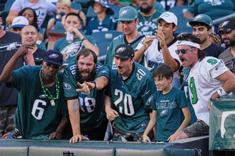 NFL World Reacts To Eagles vs. 49ers Ticket Prices - The Spun