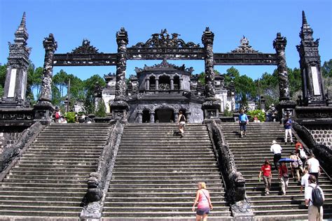 Walking Tour of Khai Dinh Royal Tomb, Hue, Vietnam