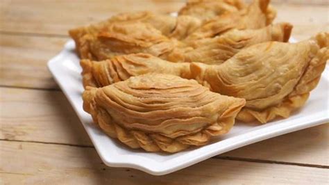 Curry Puff Recipe: How to Make Delicious Homemade Curry Puff