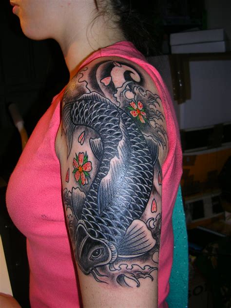 girl tattoo designs dragon: Koi Tattoo Designs For Women