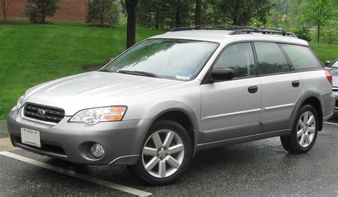 File:05-07 Subaru Outback wagon.jpg - Wikimedia Commons