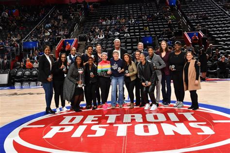 How Detroit Pistons honored the Detroit Shock’s 2003 WNBA title during Women’s History Month ...