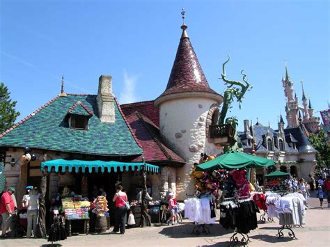 World Visits: Trip to Disneyland Paris Holidays