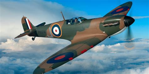 Video: RAF pilot re-creates Battle of Britain in Spitfire - Business Insider