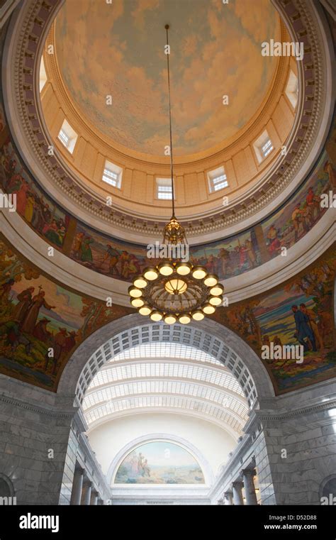 Inside the state capitol building of Utah in Salt Lake City, Inside the ...