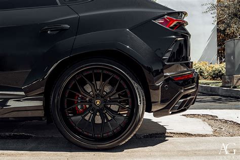 AG Luxury Wheels - Lamborghini Urus AGLuxury AGL67 Forged Wheels