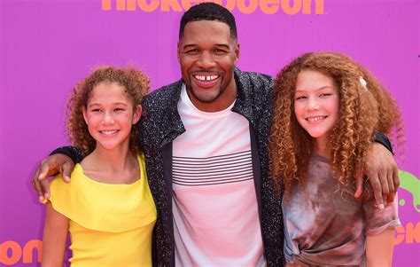 Michael Strahan announces daughter was diagnosed with brain tumor ...