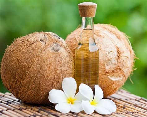 Top 4 skin benefits of Coconut oil