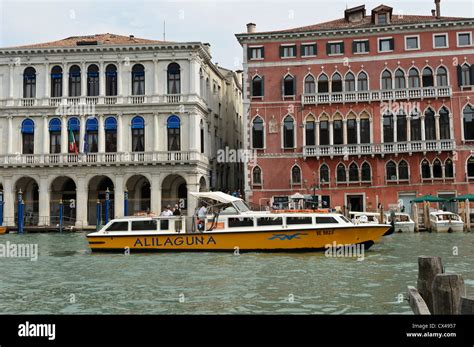 Alilaguna boat, Grand Canal, Venice, Italy Stock Photo - Alamy