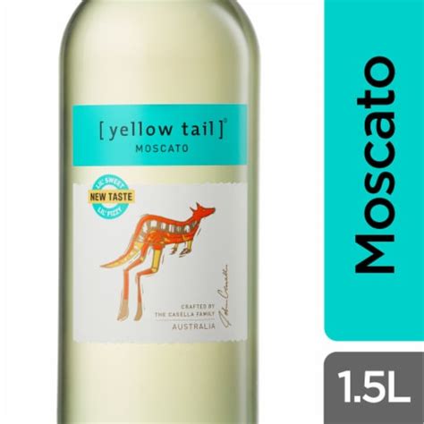 Yellow Tail Moscato Australian White Wine, 1.5 l - Fry’s Food Stores