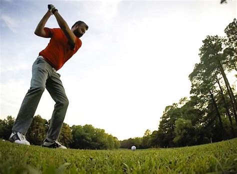 Straightforward Tips For A Super Golf Swing - Bkrw Sport - Latest Football Tips - Get Your Fix