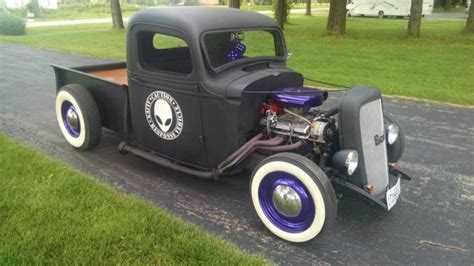 1935 Chevy pickup Hot Rod