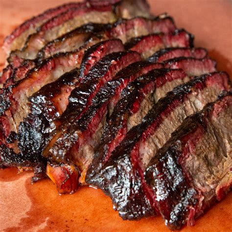 Easy Smoked Chuck Roast vs Brisket: Which is Best?