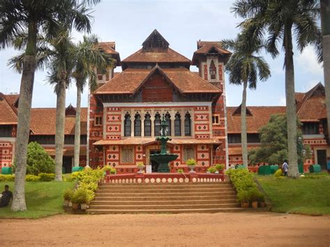 Napier Museum and Art Gallery | Museums in Kerala | Kerala | Kerala