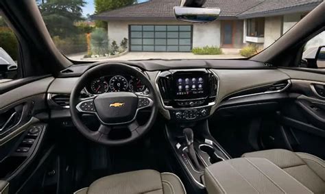 2023 Chevy Traverse Review | Interior, Features, Colors