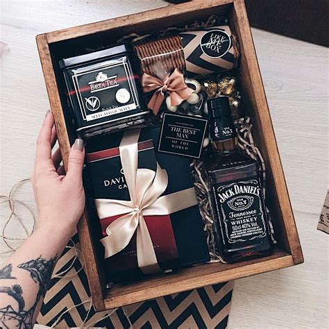 whiskey gift basket diy - Outstanding Manner Logbook Slideshow