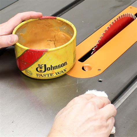 How to Wax Your Table Saw (+ What Wax to Use) | Saws on Skates®