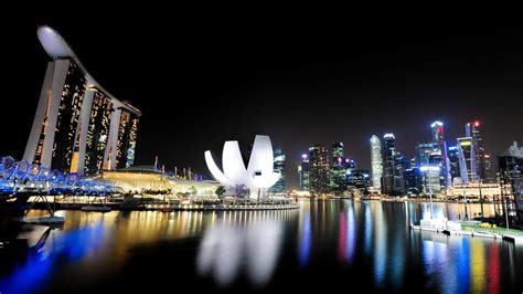 15 Beautiful Photos of Singapore at Night