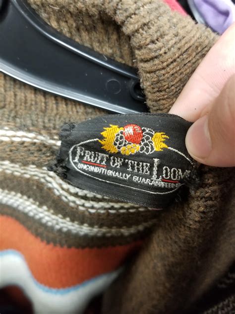 Fruit of the loom logo on a vintage sweater. Just doesn't sit right with me.. : r/Retconned