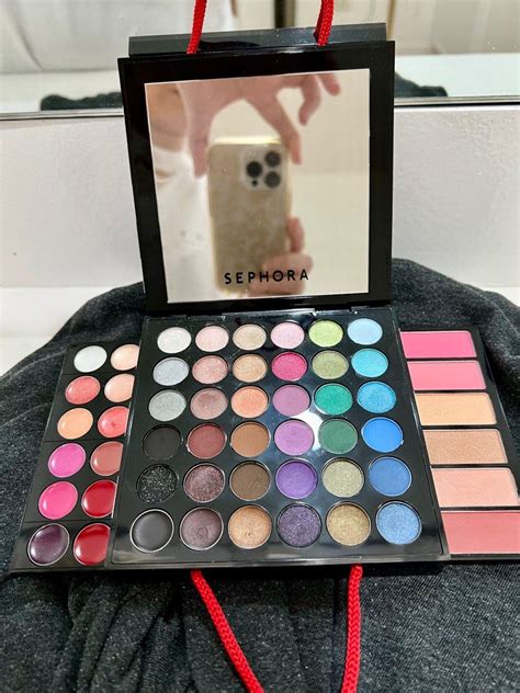 Sephora Collection Makeup Pallette on Carousell