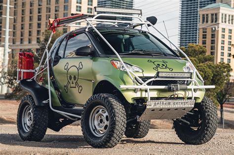 This Smart Fortwo on 30" Off-Road Tires Is the Car Equivalent of a Good ...