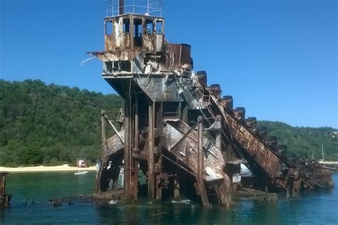 Tangalooma Wrecks: Locals upset to see tourist attraction's iconic ...