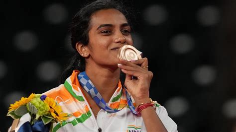 PV Sindhu bags bronze at Tokyo Olympics 2020, PV Sindhu wins bronze medal in tokyo olympics 2020