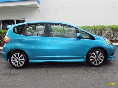 Blue Raspberry Metallic 2013 Honda Fit Sport Exterior Photo #74749546 | GTCarLot.com