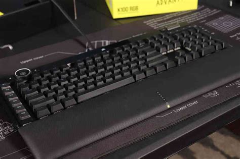 Corsair K100 RGB vs K95 RGB Platinum XT - Switch and Click