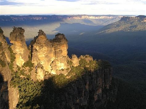 The Three Sisters of Blue Mountains - Australia - History To Know