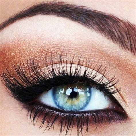 brings out the color in eyes! | Blue eye makeup, Makeup tips for blue ...