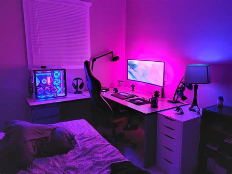 30+ Cool Small Gaming Room Ideas – ZYHOMY