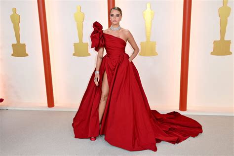 Top 10 Standout Moments of the 2023 Oscars Ceremony - V Magazine